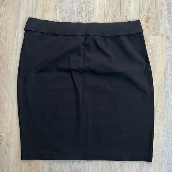 Maurices Skirts Maurices Pencil Skirt Xl Stretch Waist Black Poshmark